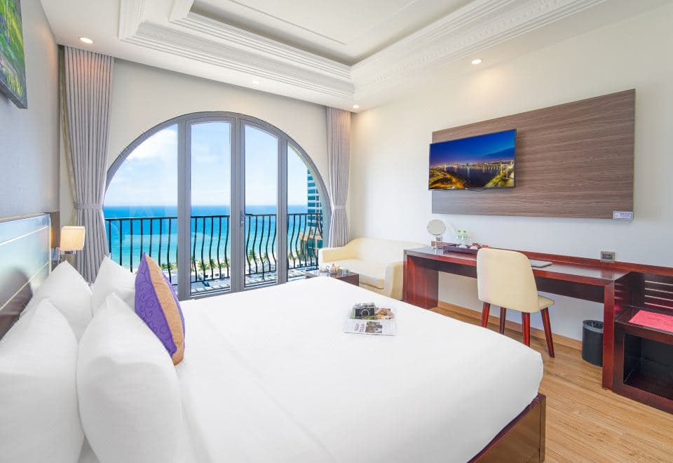 Alani Sea View Hotel
