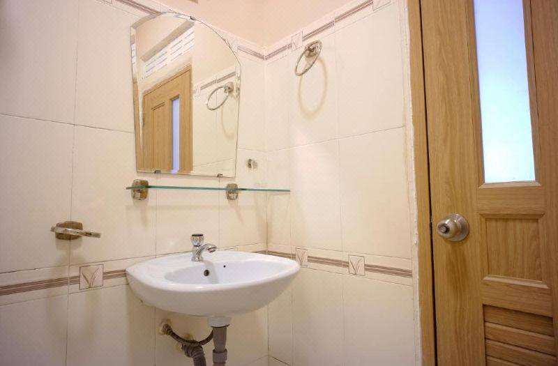 OYO 1215 3 Lu Hotel 사진 4