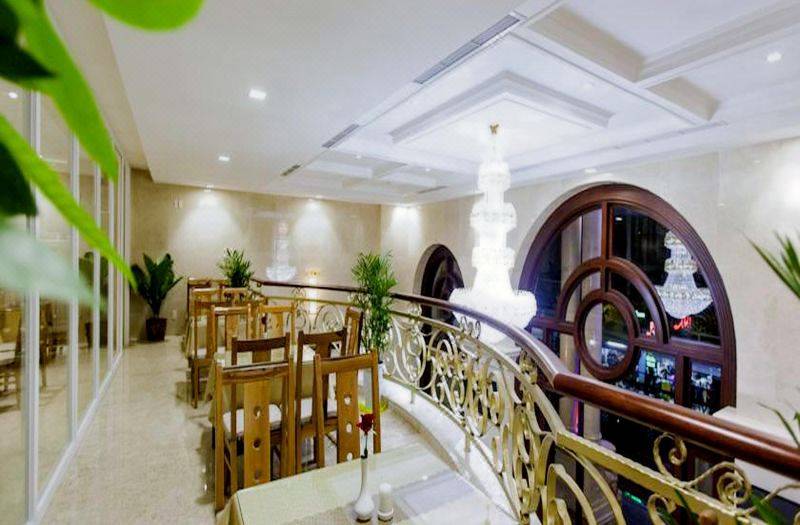 MOONLIGHT Hotel - City CENTER near Dragon Bridge, High floor with City View, River View 사진 4