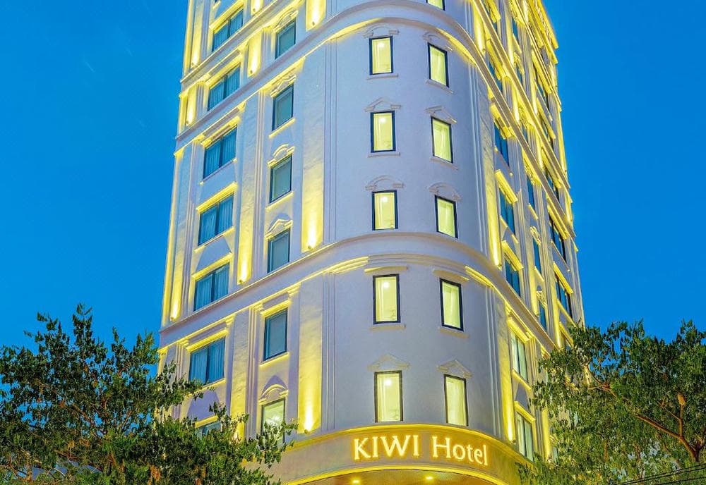 Kiwi Hotel and Apartment