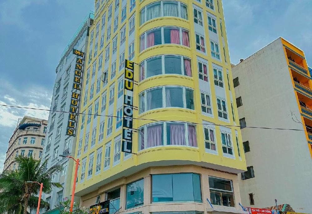 Edu Hotel