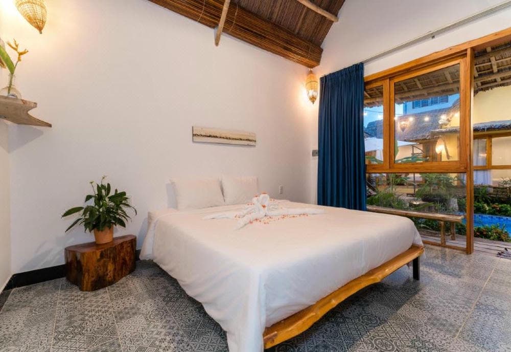 La Belle An Bang Seaside Hideaway