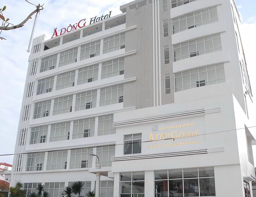 Tuong Phat Hotel