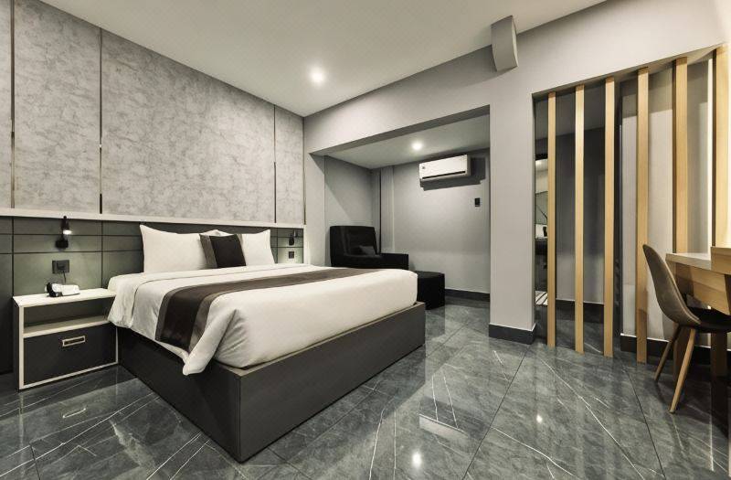Lion 9 Hotel