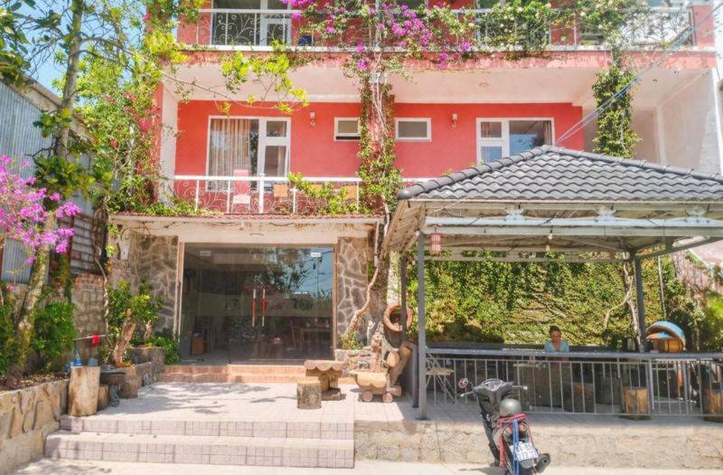 Trang Non House