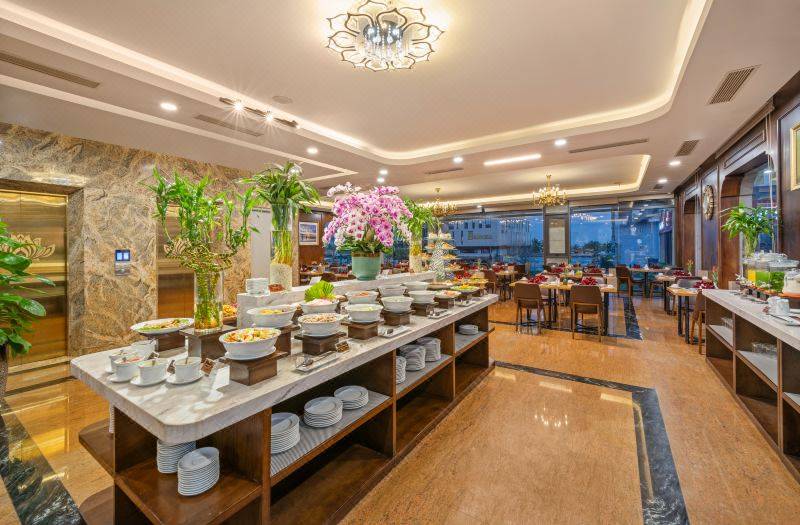 Golden Lotus Hotel Da Nang - Rooftop Bar Sea View 사진 5