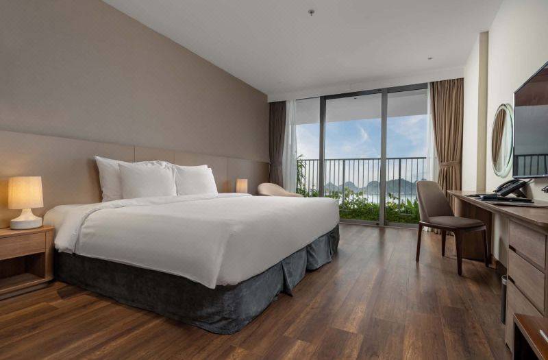 Flamingo Cat Ba Sea Residence , Sky Villa Premier Ocean View King Bed 사진 3