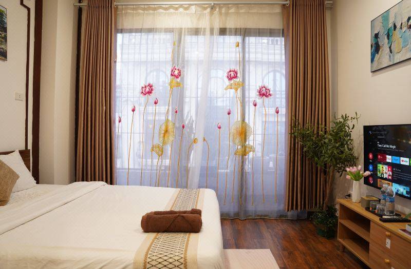 The Windie Home - Bright Corner Room - Street View - Hoan Kiem Lake 사진 2