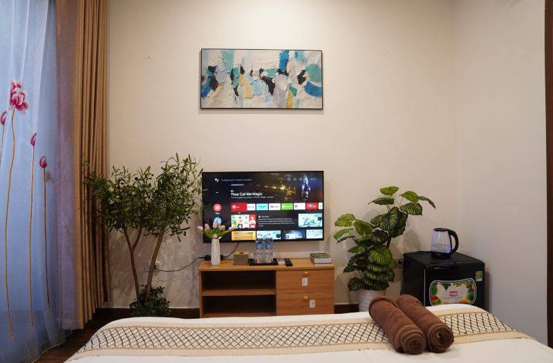 The Windie Home - Bright Corner Room - Street View - Hoan Kiem Lake 사진 3