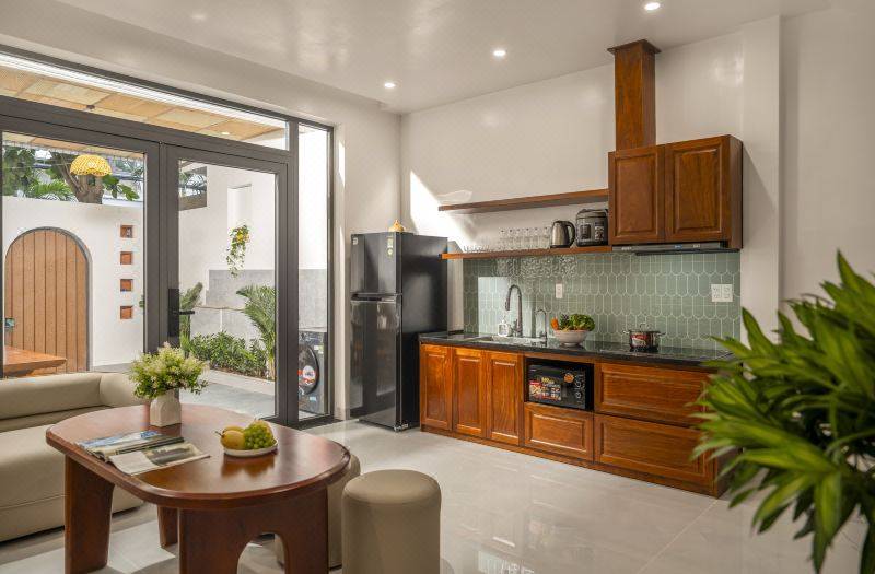Aloha House 3BR 4BA Private BBQ Yard Near Beach 사진 1