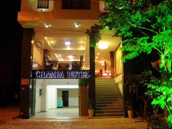 Cham Hotel