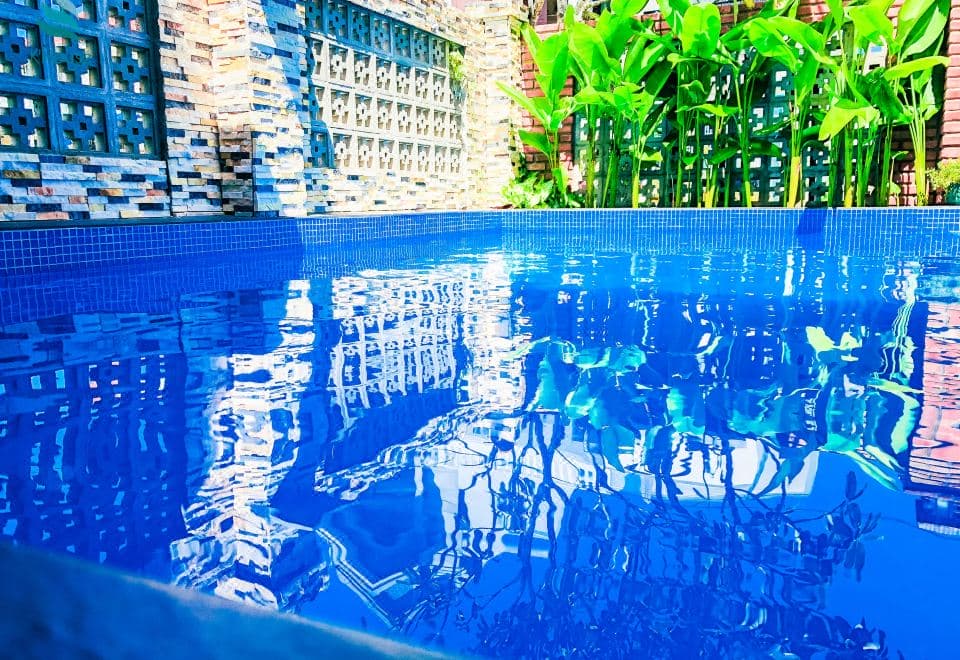 Red Moon Homestay Hoian